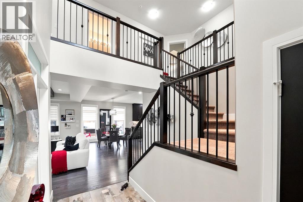 Listing photo – 200 Vancouver Crescent, Red Deer