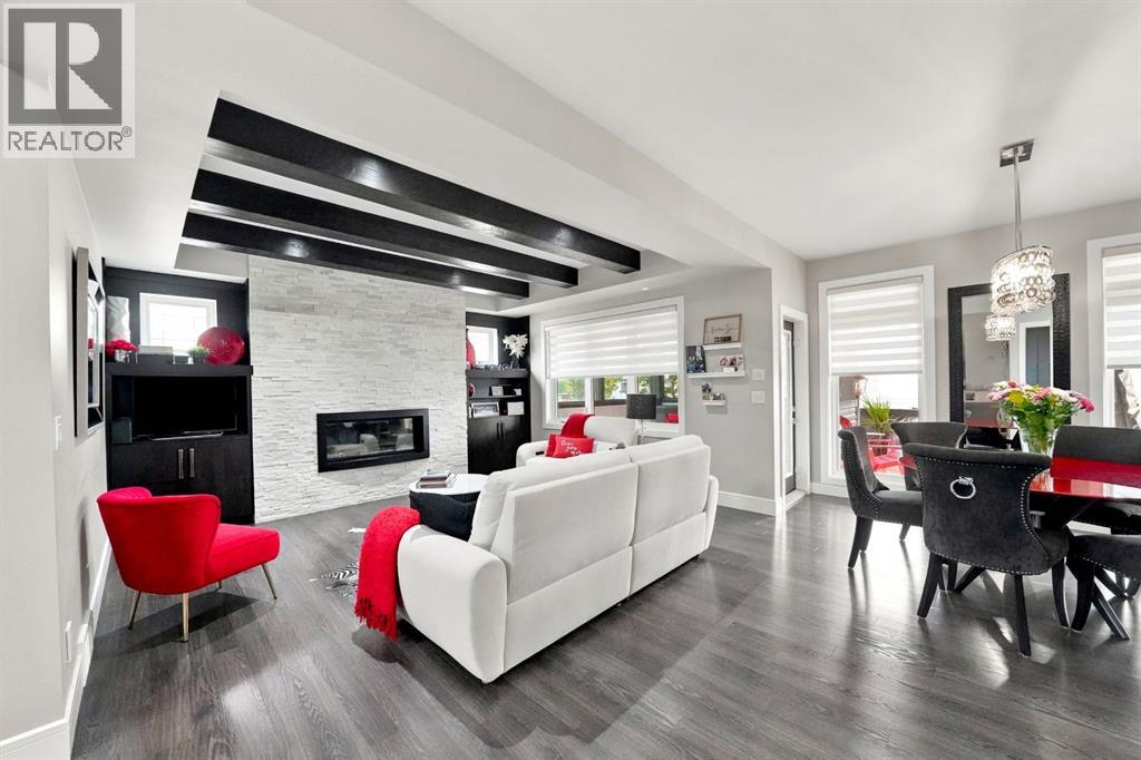 Listing photo – 200 Vancouver Crescent, Red Deer