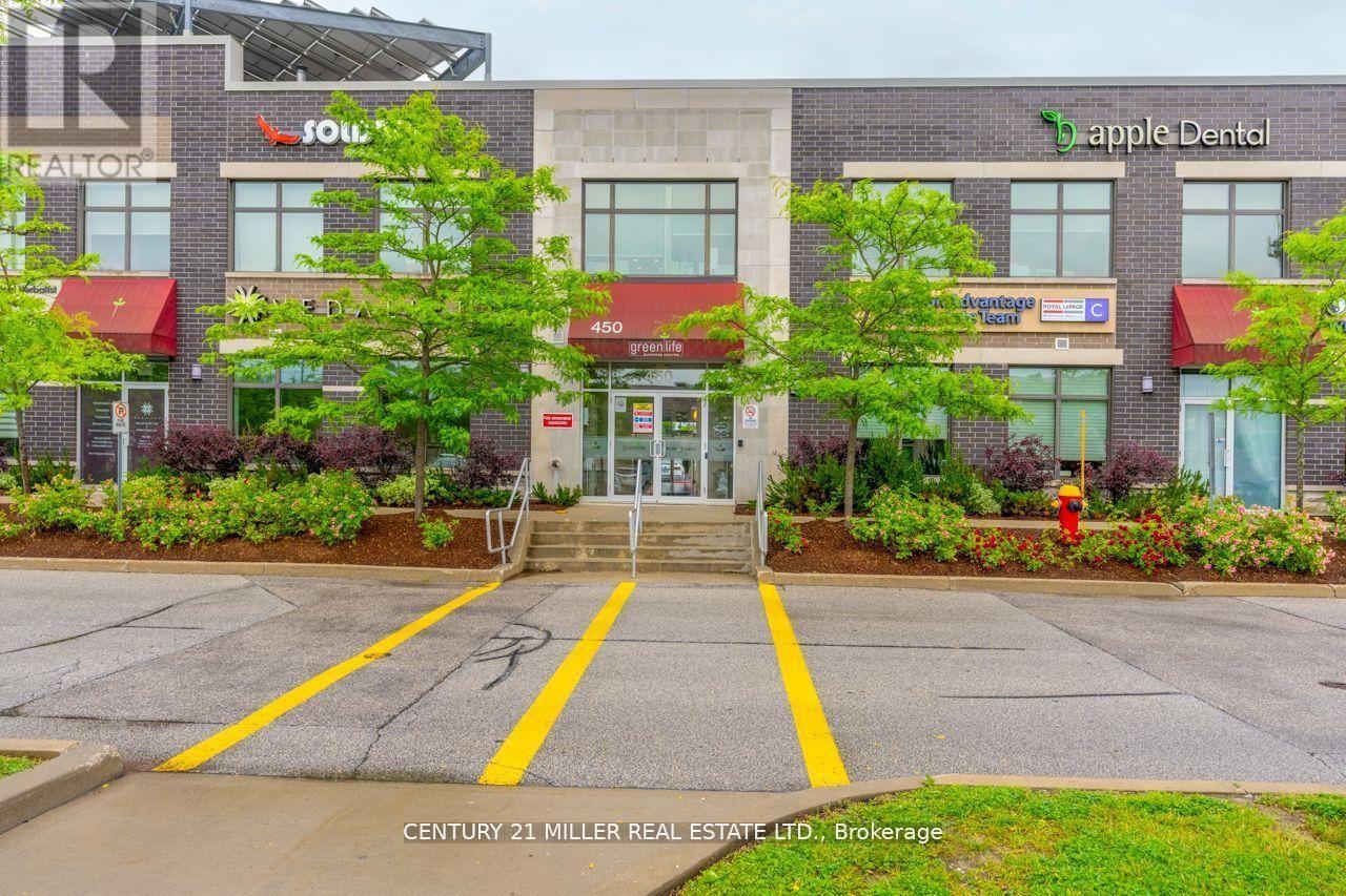 202B - 450 BRONTE STREET S, Milton (OM Old Milton)