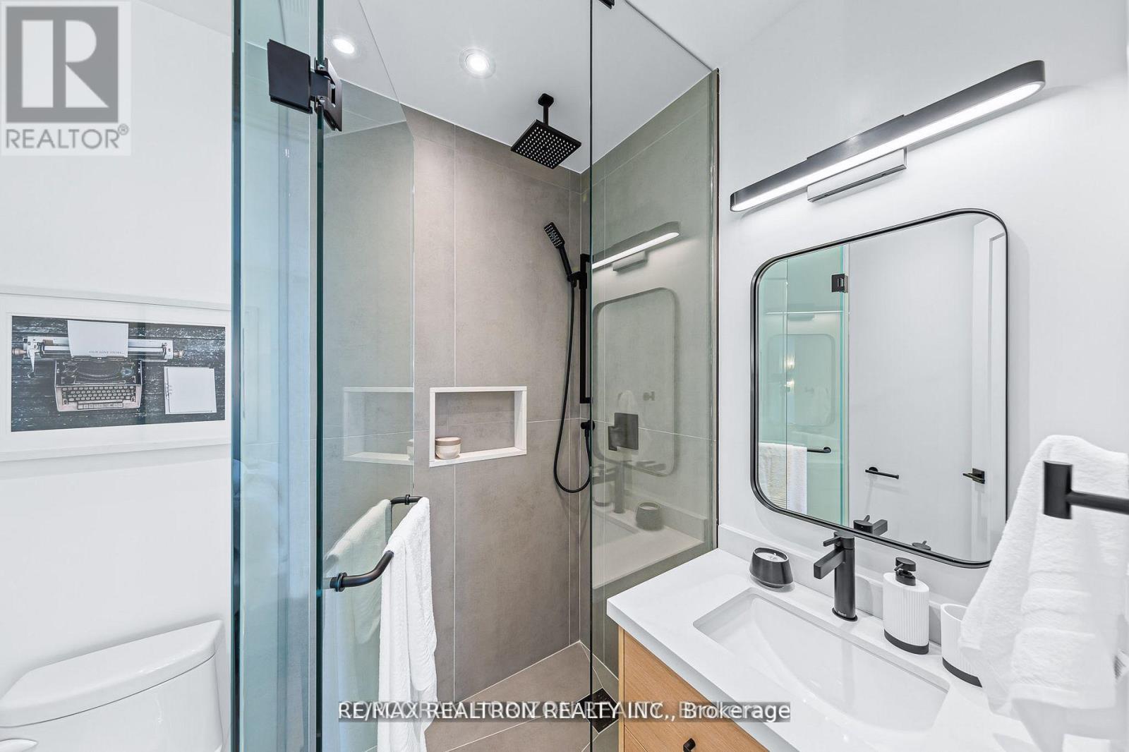 225 CHRISTIE STREET - 23
