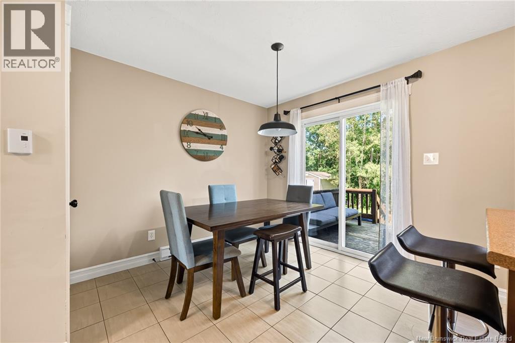27 Oxiard Street - 15
