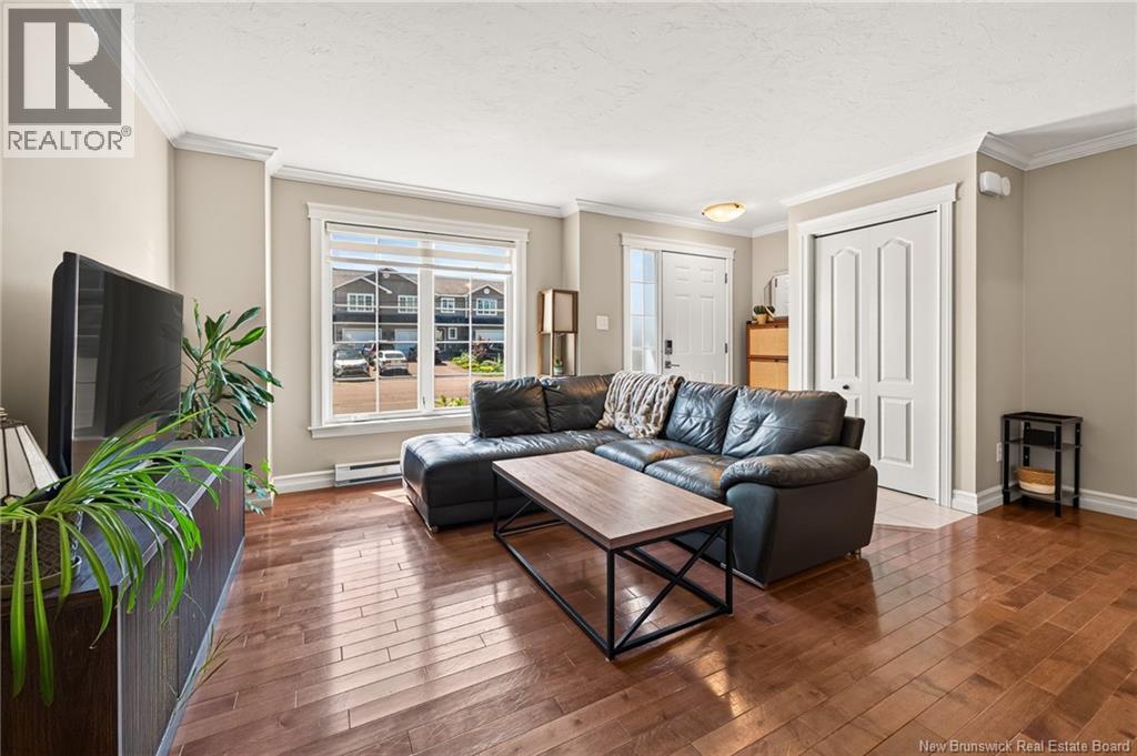 27 Oxiard Street - 5