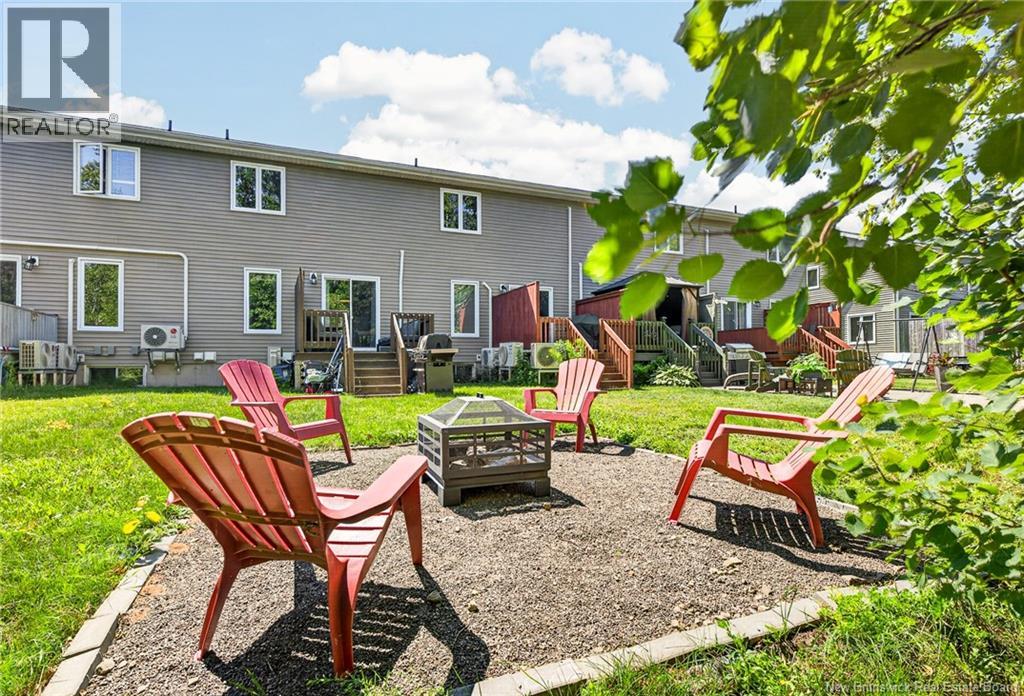 27 Oxiard Street - 34