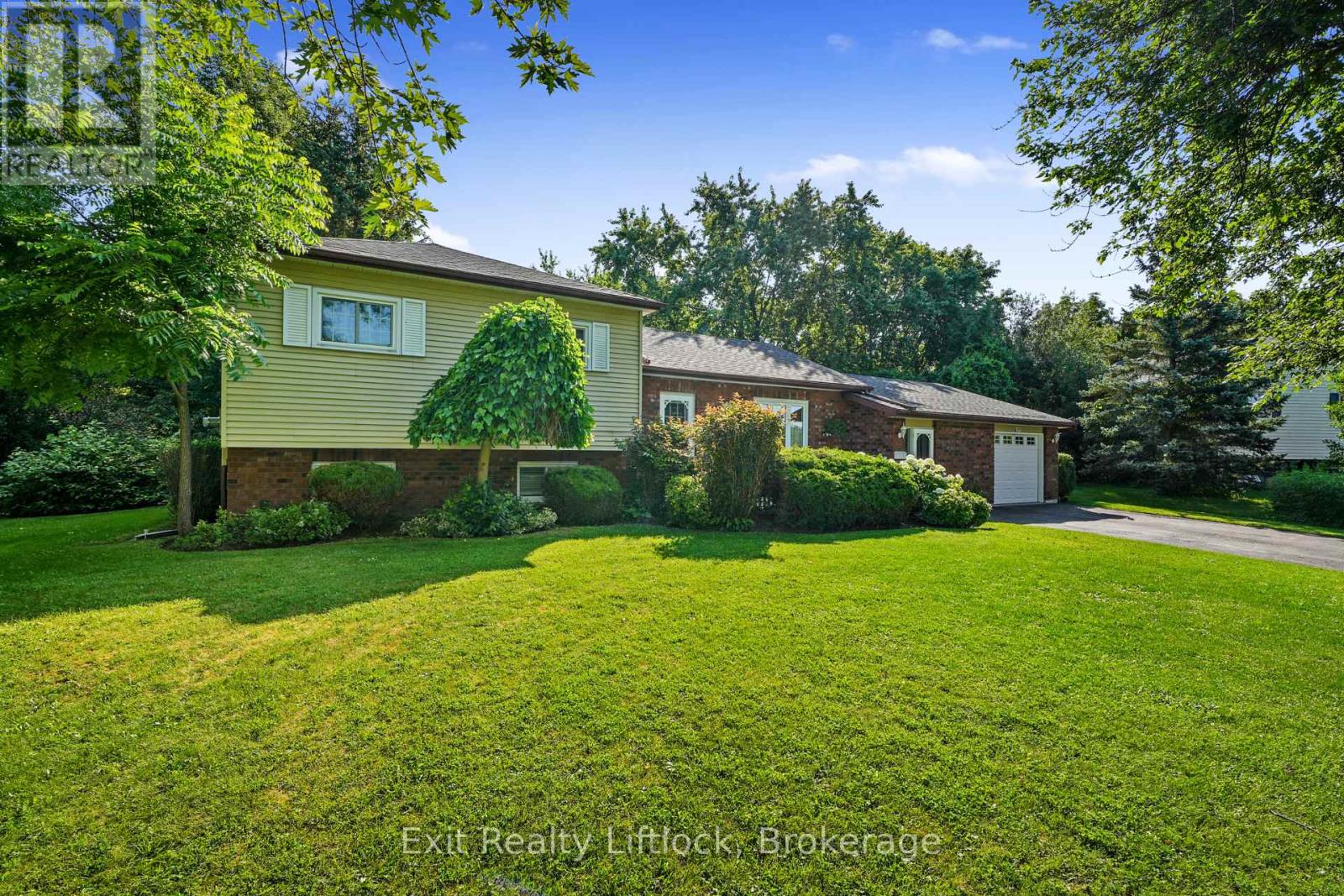 117 PINECREST AVENUE - 2