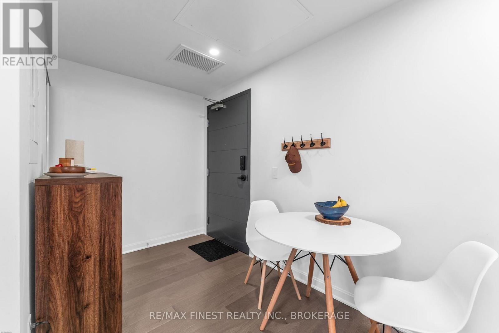 #801 223 PRINCESS STREET - Image 19