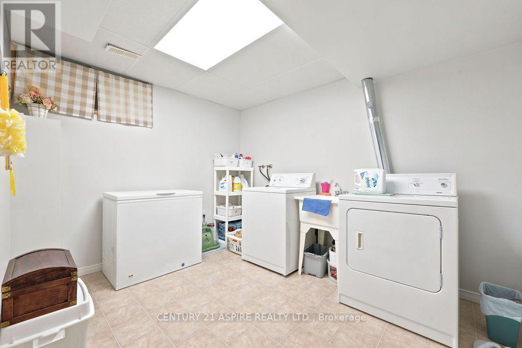 3 HIGHLAND PARK DRIVE - Image 36