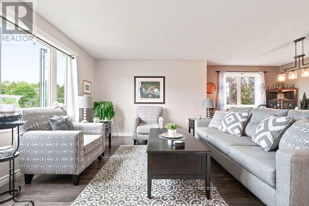 3 HIGHLAND PARK DRIVE - Image 5