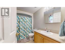 323 Stavanger Drive thumbnail 37