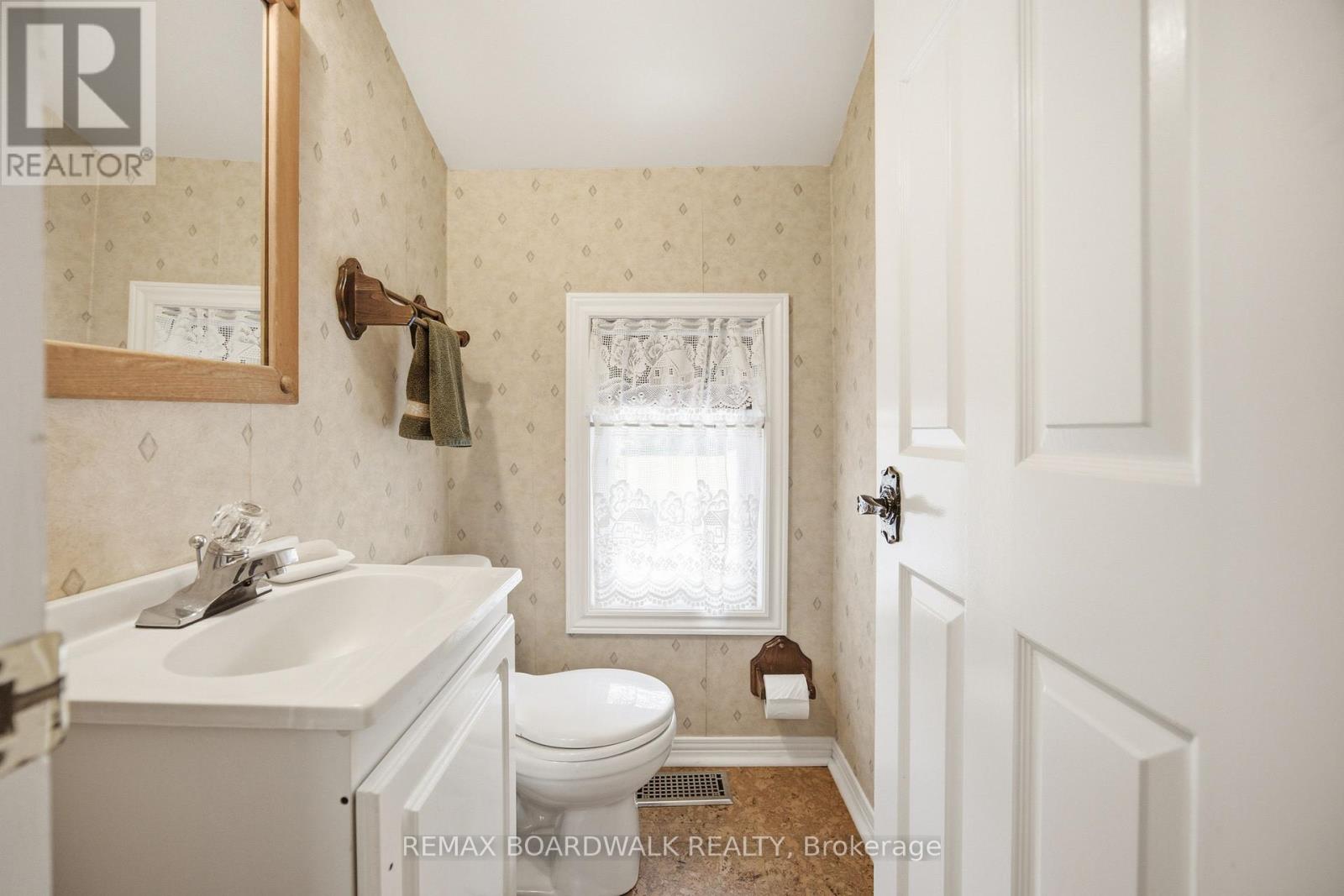 398 MCCANN ROAD - 15