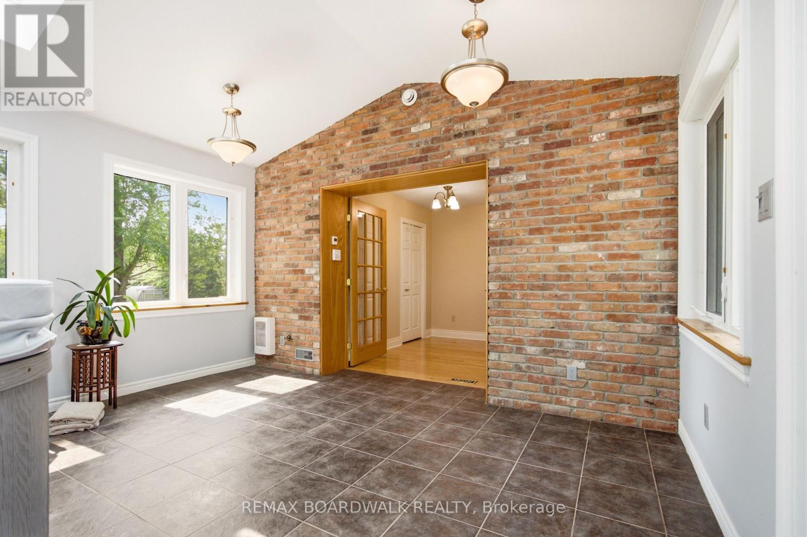398 MCCANN ROAD - Image 21