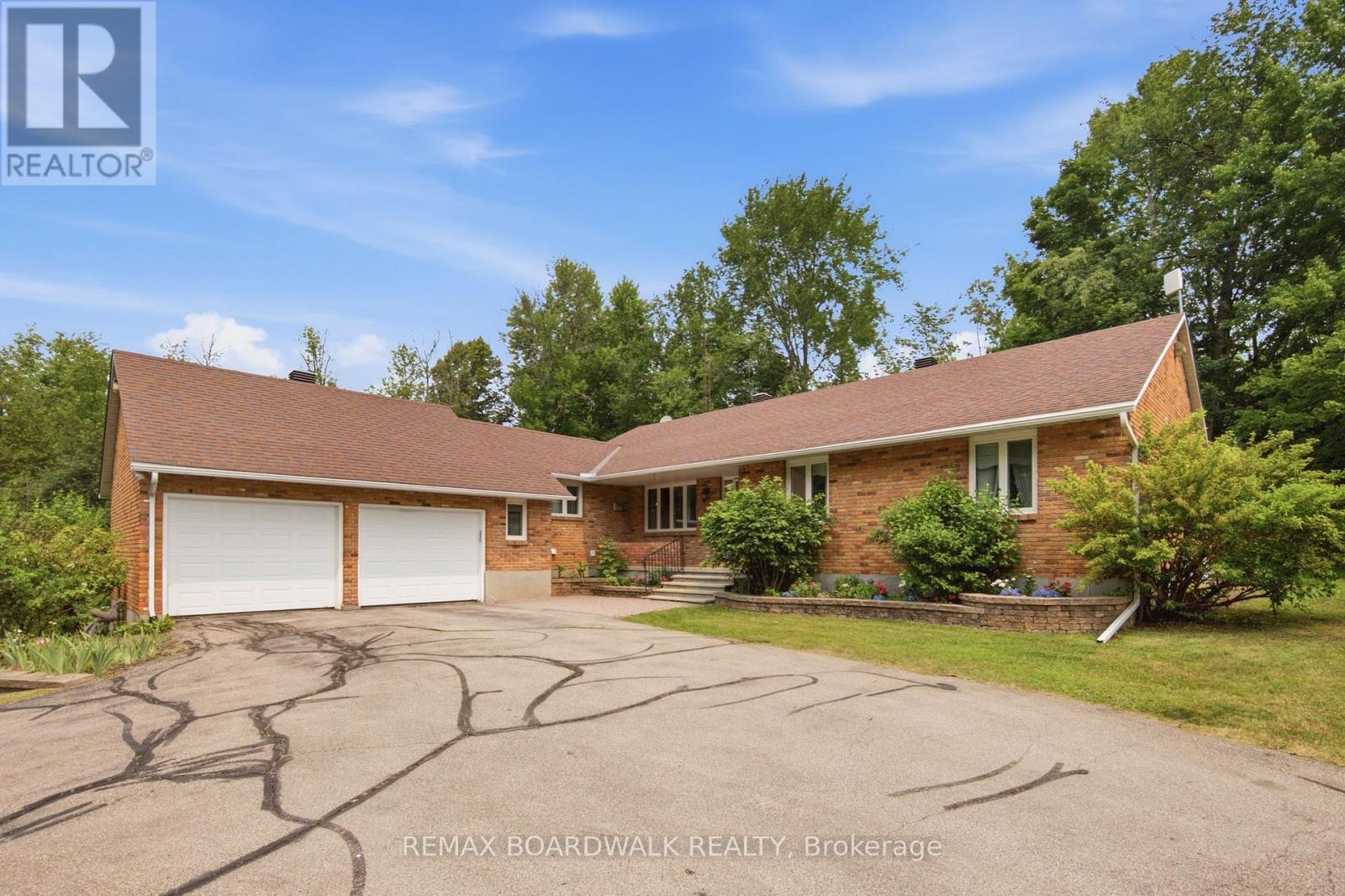 398 MCCANN ROAD - 3