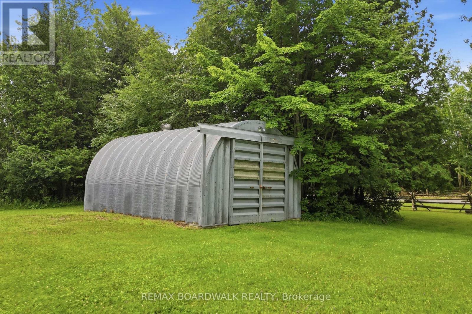398 MCCANN ROAD - Image 40