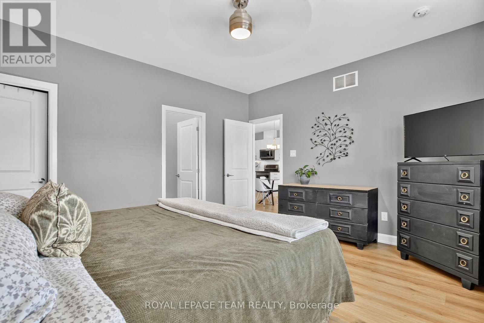815 JACK DALGITY STREET - Image 20