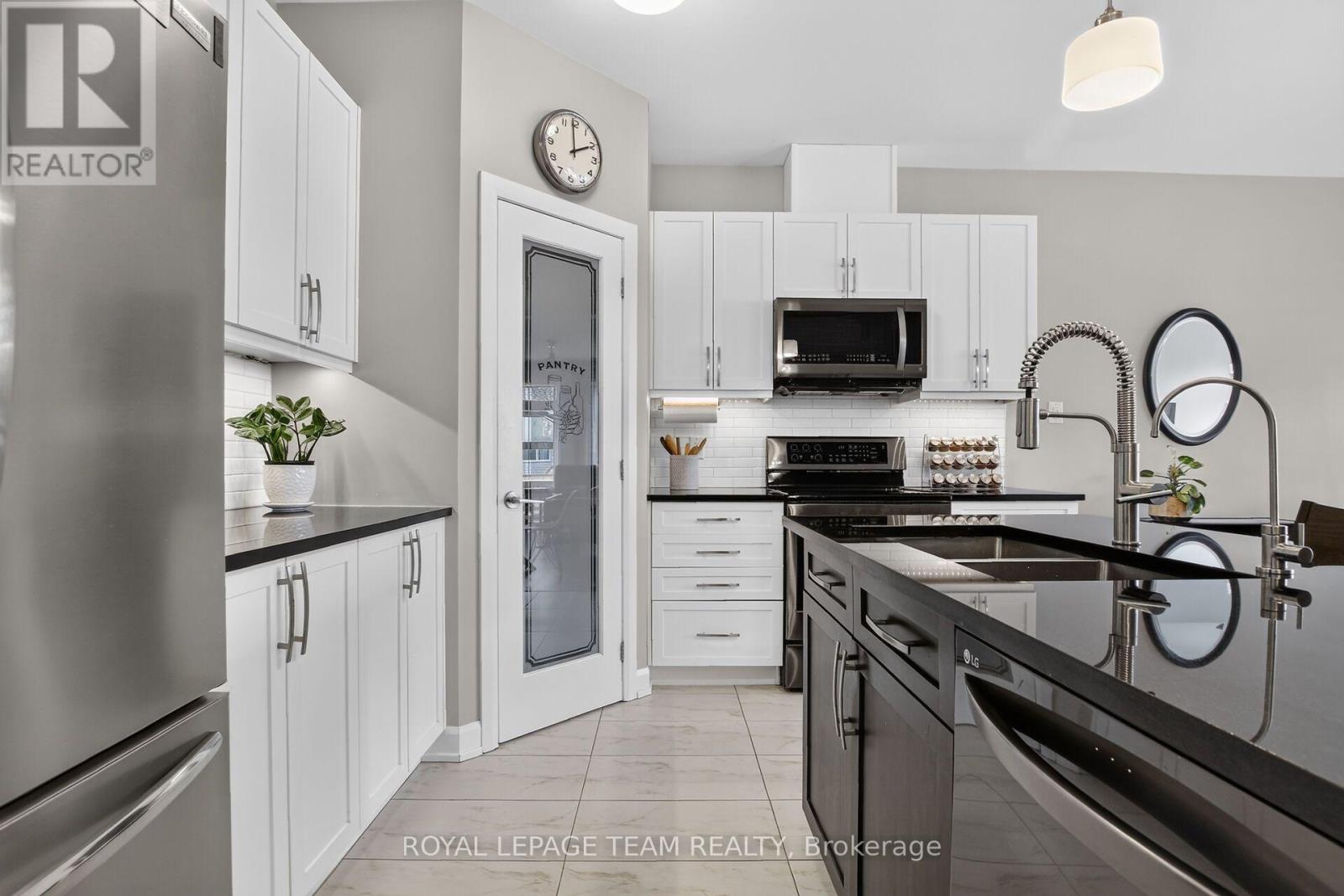 815 JACK DALGITY STREET - Image 7