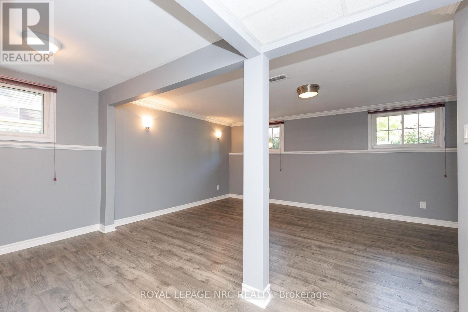 12 WILLCHER DRIVE - 25
