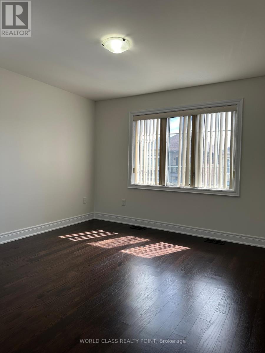 9 LYLE WAY - 12