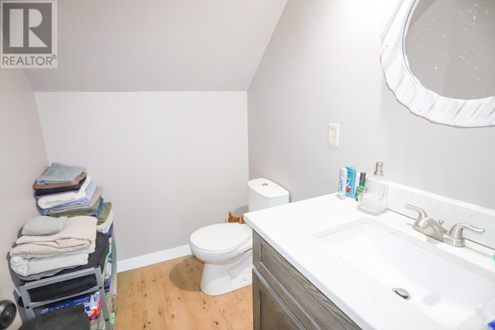 476 Cloudslee RD - 32