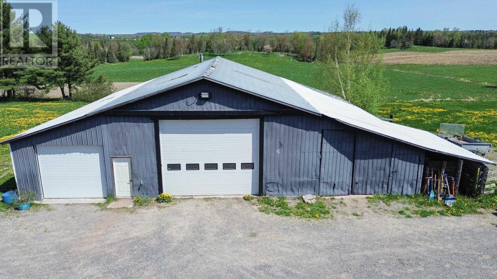 476 Cloudslee RD - 3