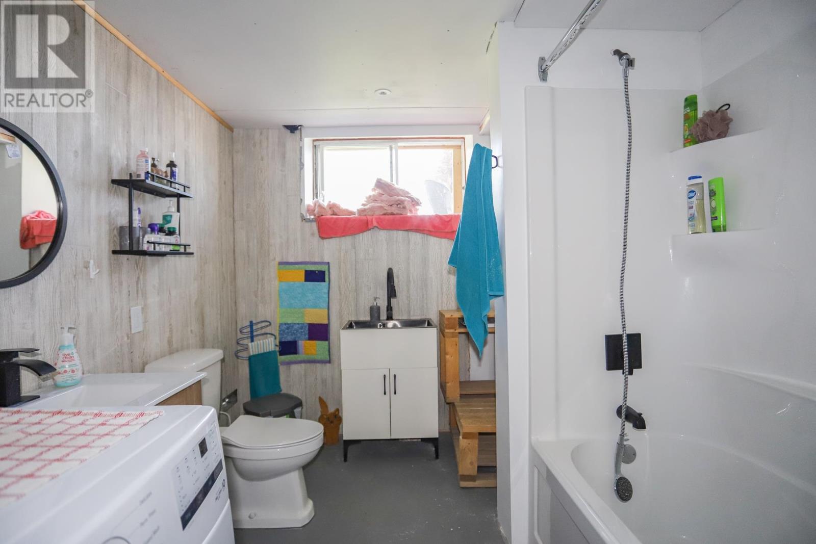 476 Cloudslee RD - 36