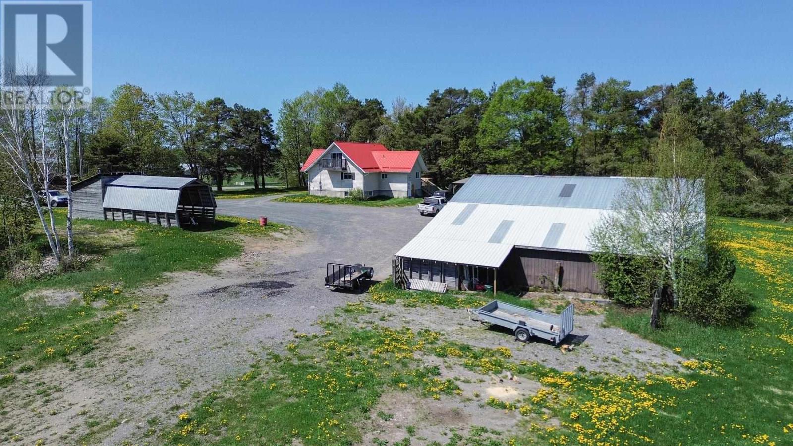 476 Cloudslee RD - 43