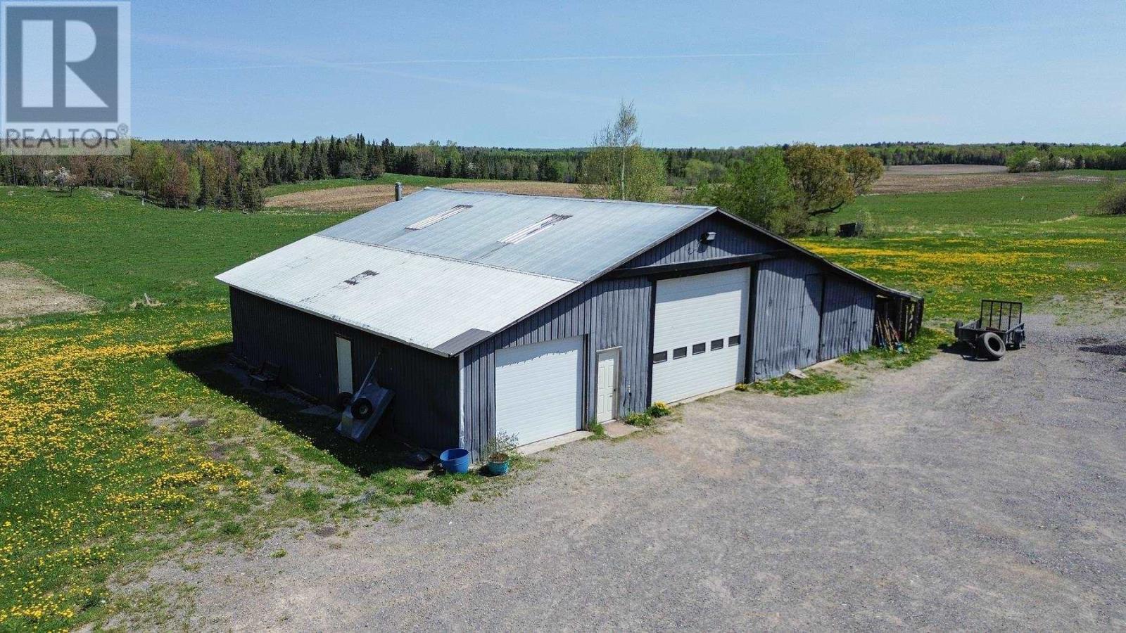 476 Cloudslee RD - 4