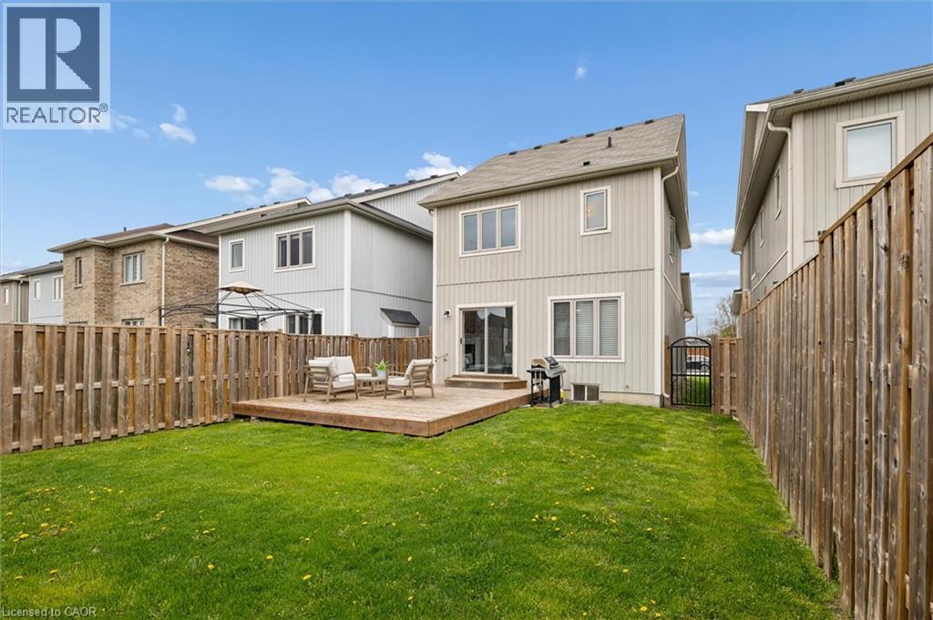 414 THOMPSON Street - 36