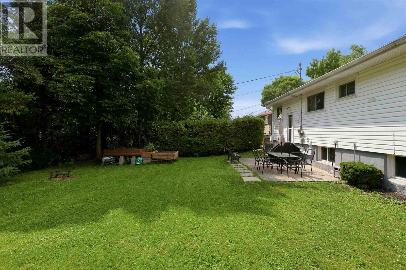 19 Grandriver CRES - 43