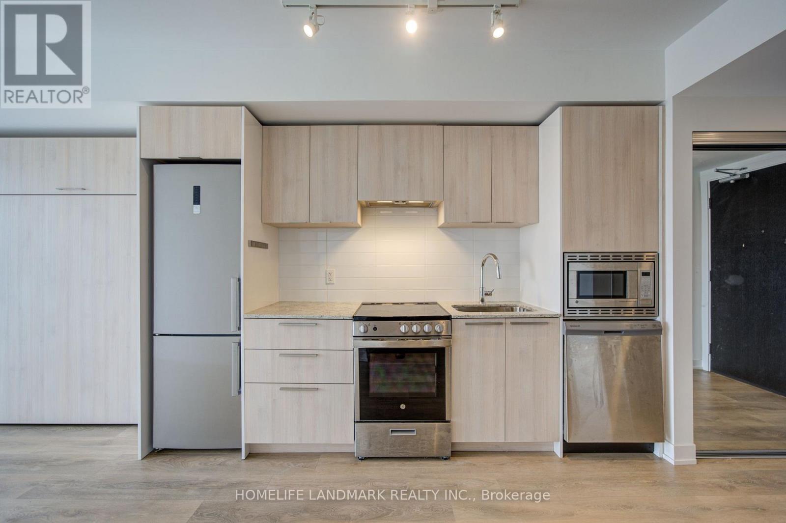 #2402 18 MAITLAND TERRACE E - 14