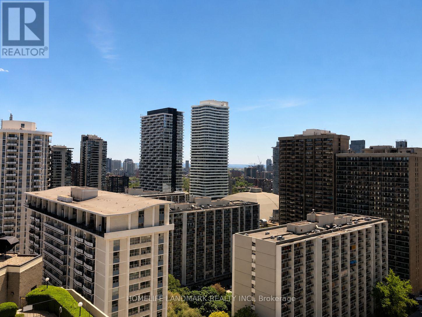 #2402 18 MAITLAND TERRACE E - 3