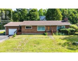 Den - 254 George Street, New Glasgow, NS B2H2L5 Photo 11