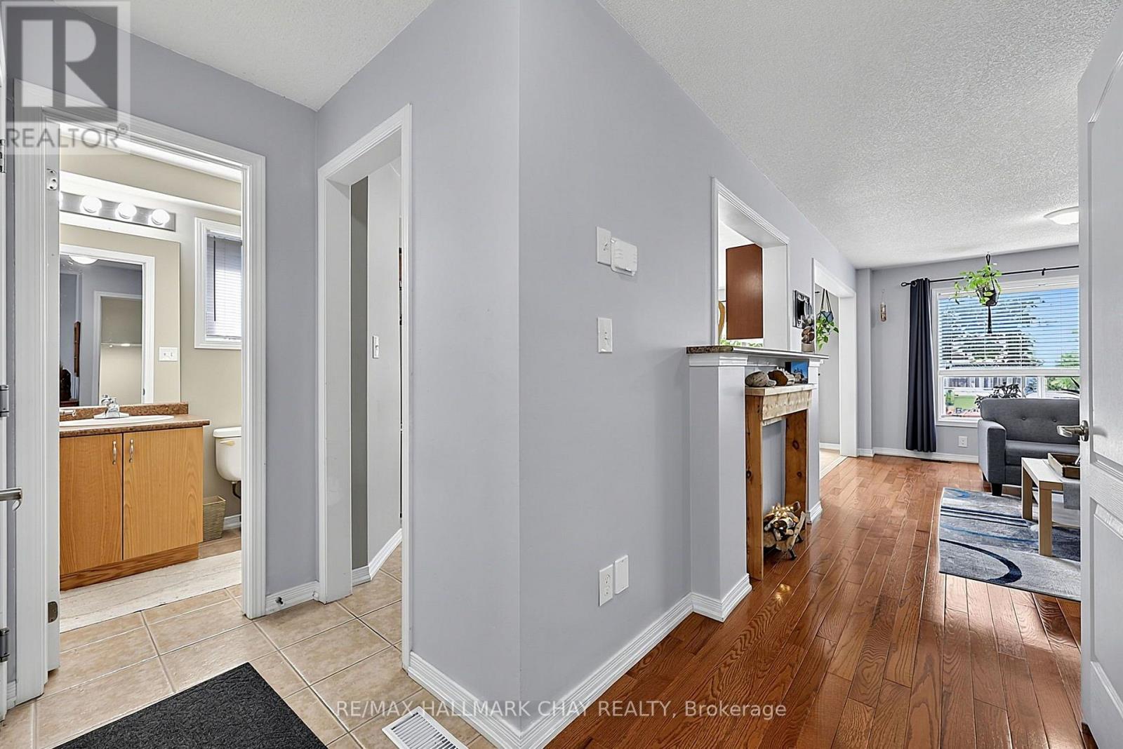 1426 BENSON STREET - 6