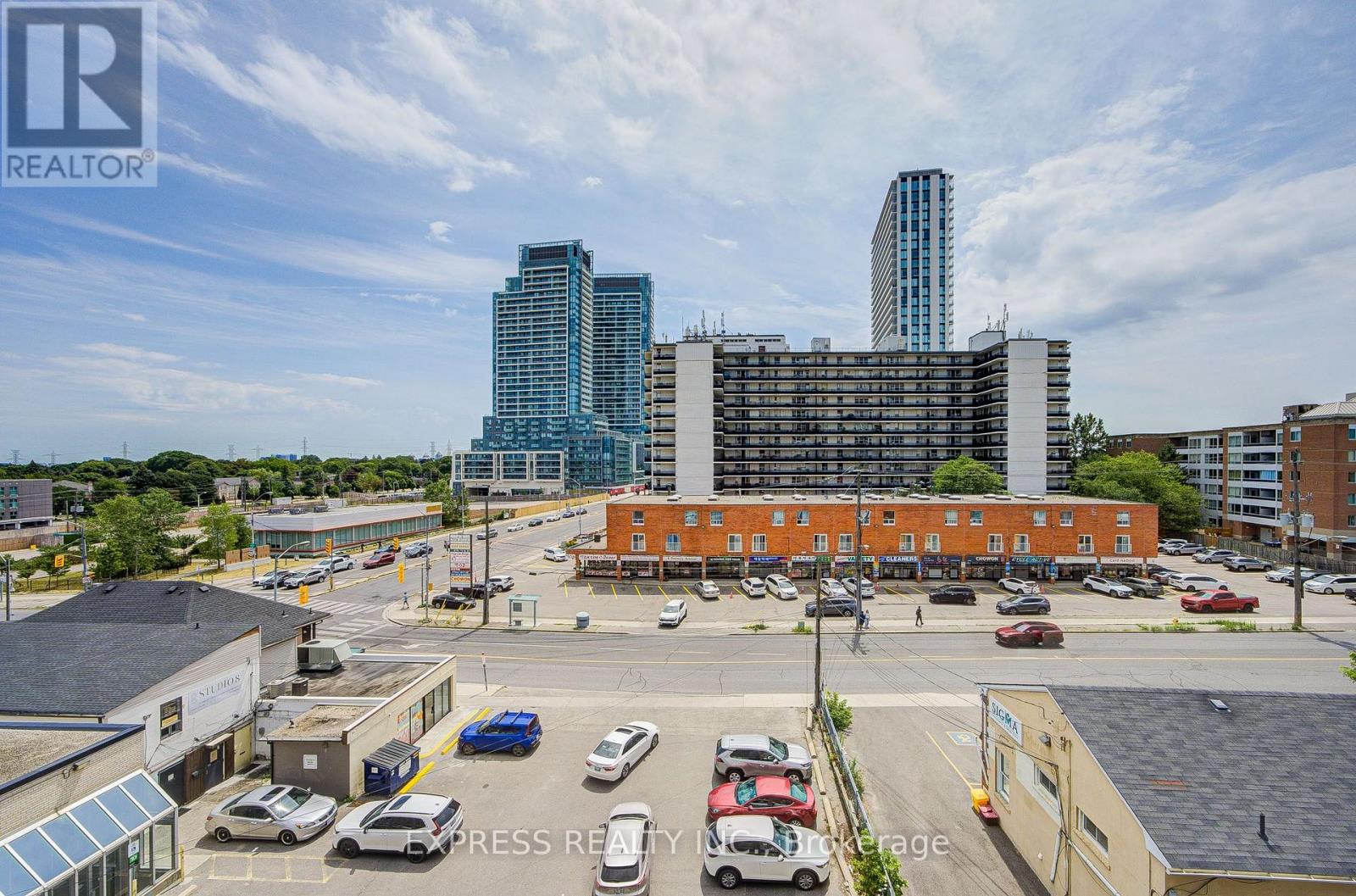 #PH01 5940 YONGE STREET - 49