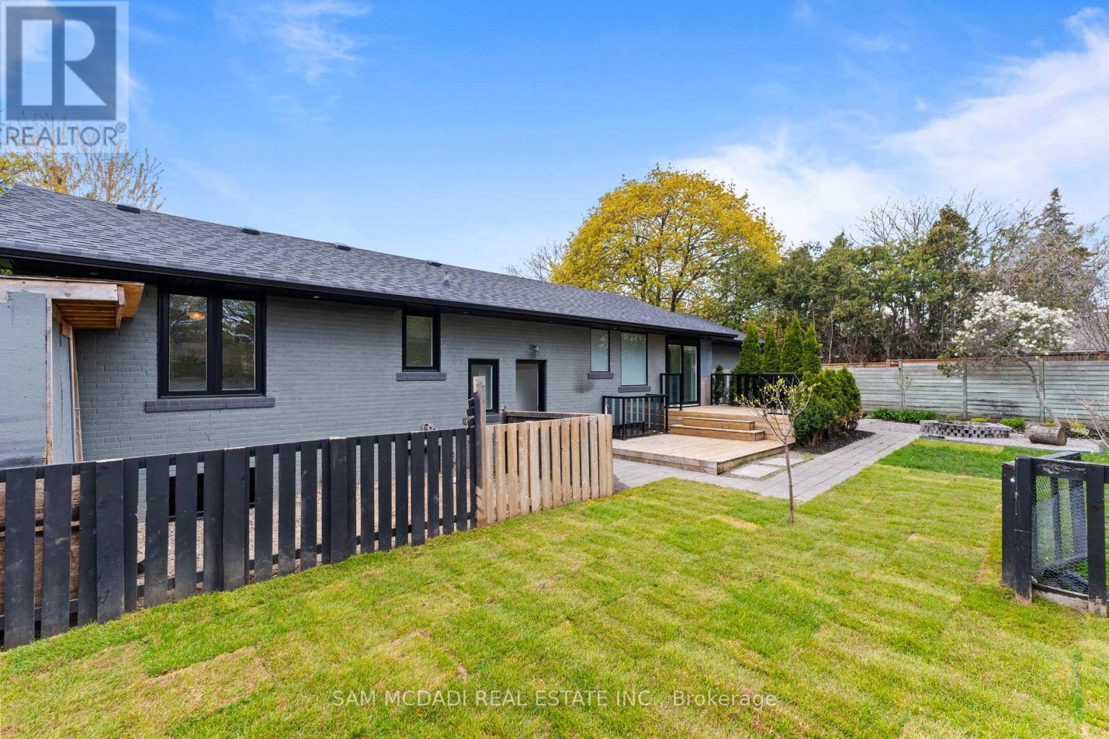927 INGERSOLL COURT - 19