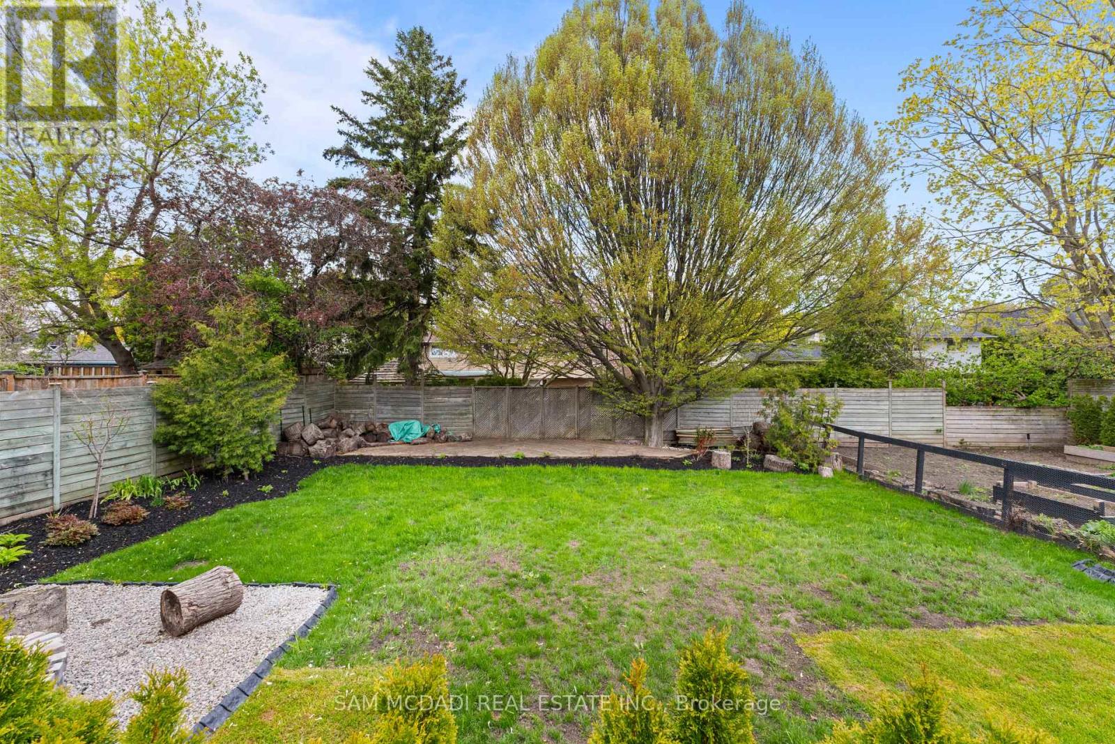 927 INGERSOLL COURT - Image 28