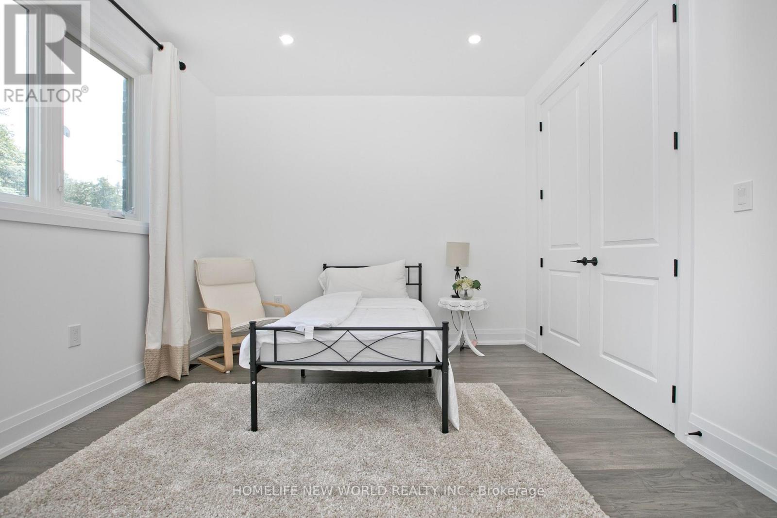 62 SIMCOE ROAD - 21