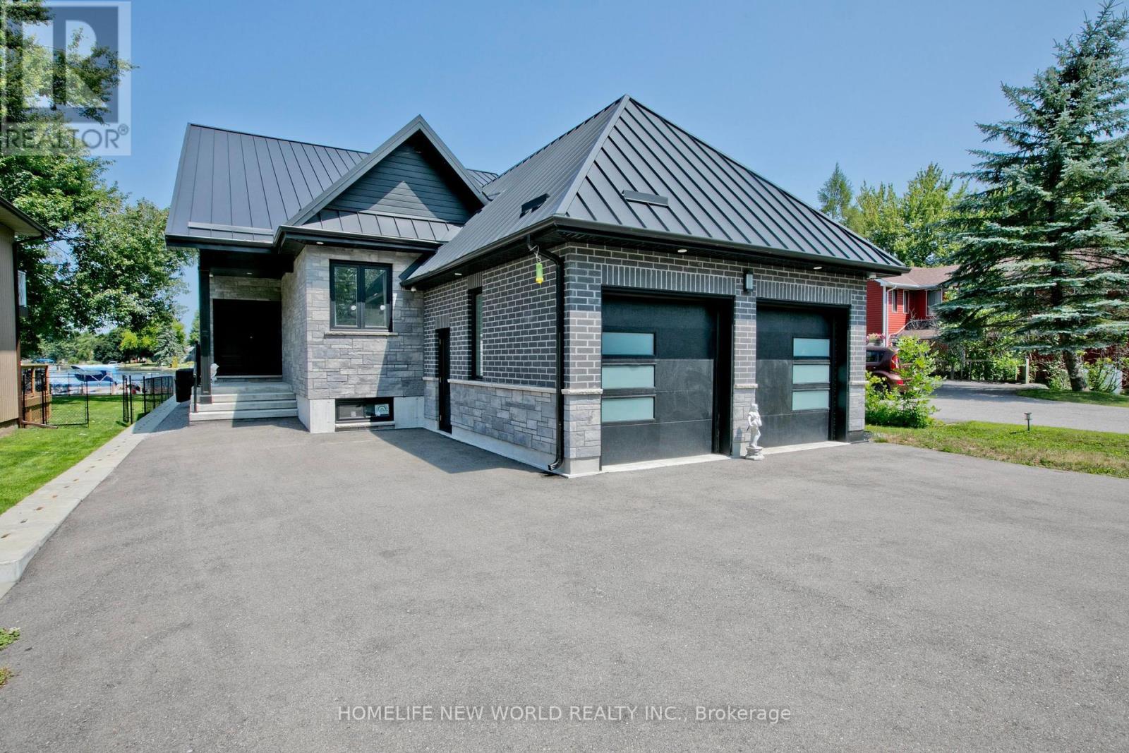 62 SIMCOE ROAD - 1