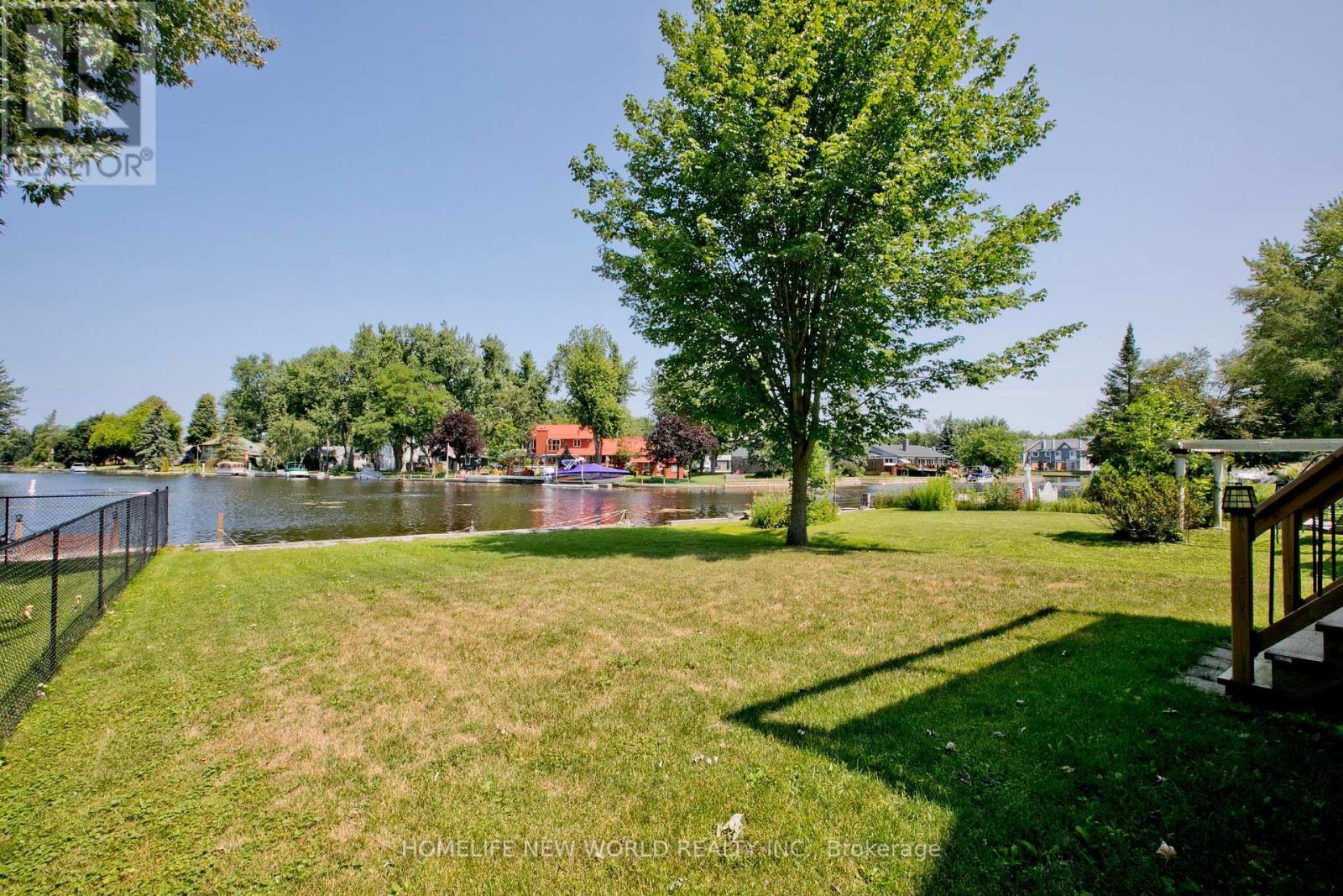 62 SIMCOE ROAD - 38
