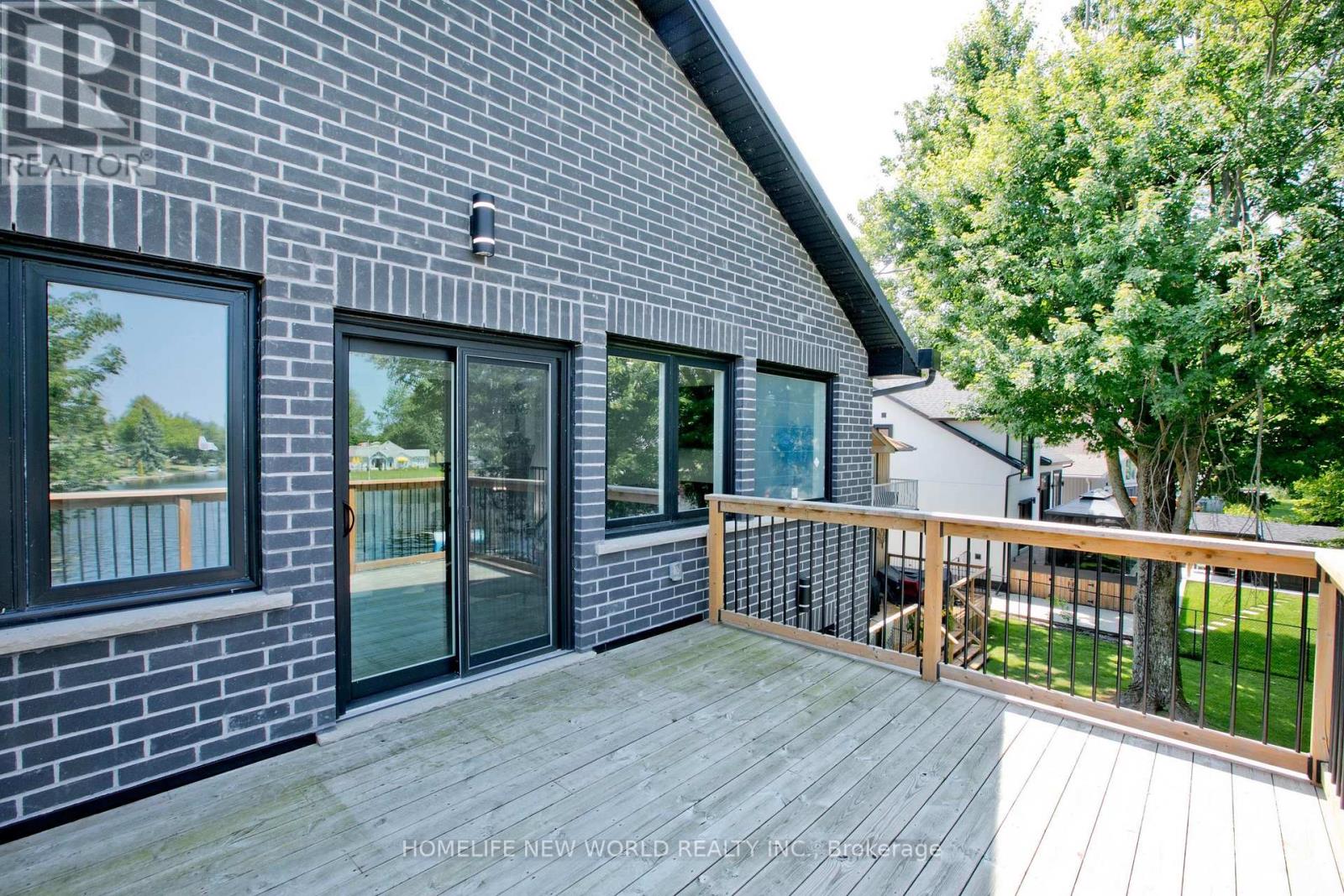 62 SIMCOE ROAD - 33