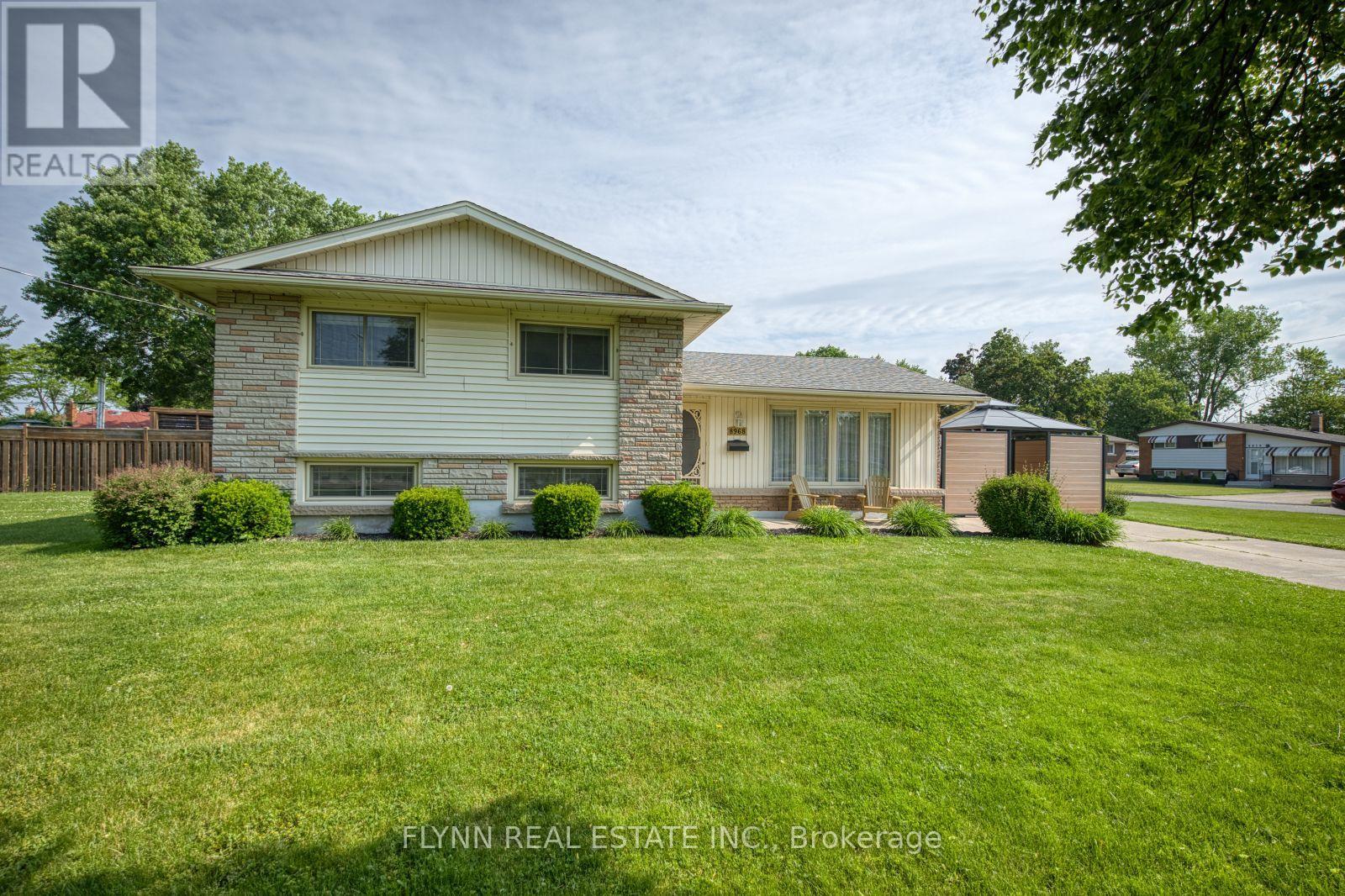 8968 BANTING AVENUE - 2