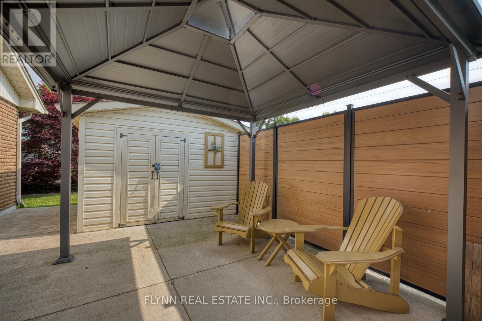 8968 BANTING AVENUE - 21