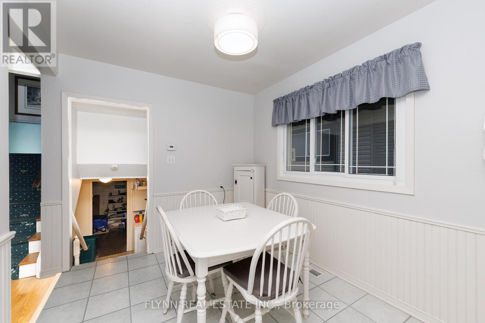 8968 BANTING AVENUE - 9