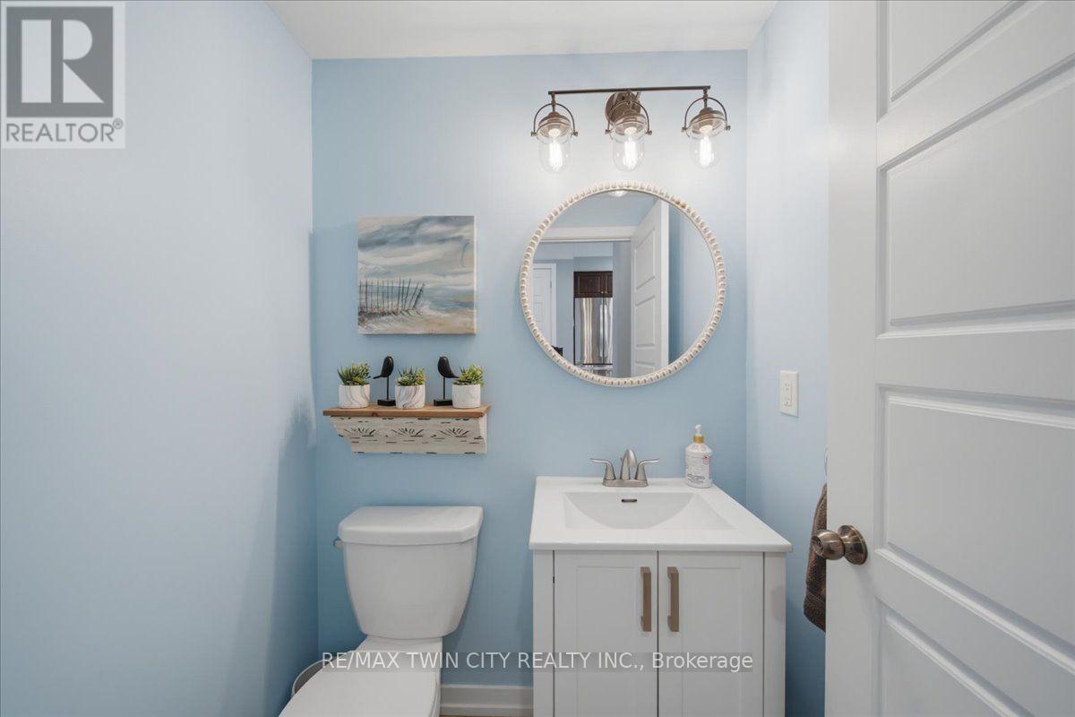 115 ENGLISH LANE - 17