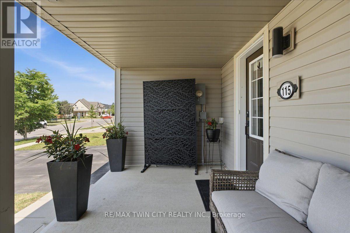 115 ENGLISH LANE - 5