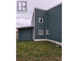 903 Cashin Crescent thumbnail 5