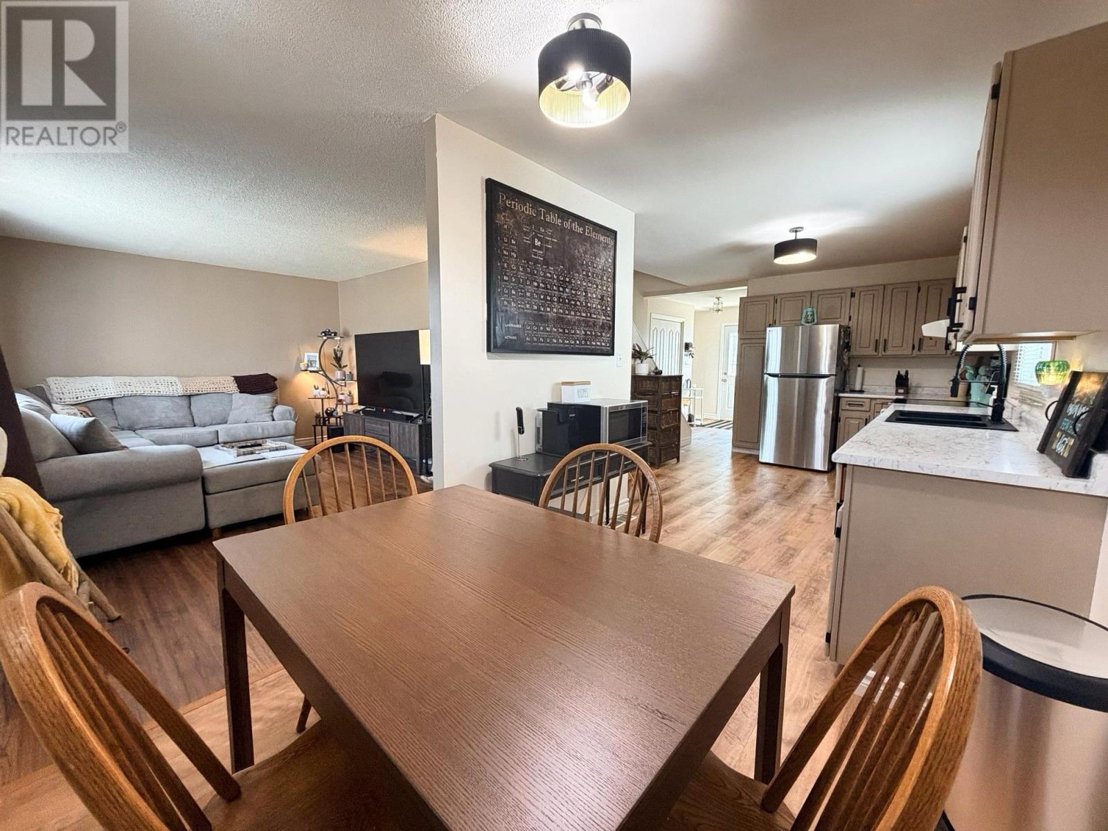 312 Ball Park CRES - 10