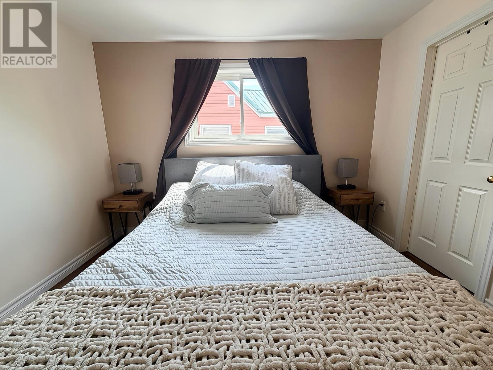 312 Ball Park CRES - 12