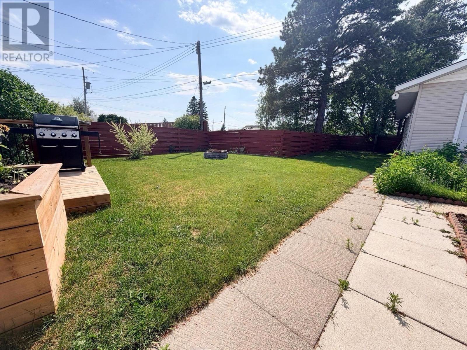 312 Ball Park CRES - 25