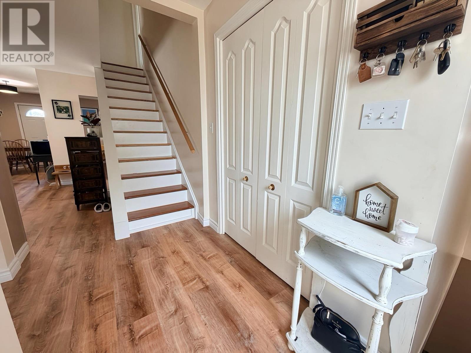 312 Ball Park CRES - 3