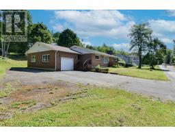 Mud room - 254 George Street, New Glasgow, NS B2H2L5 Photo 6