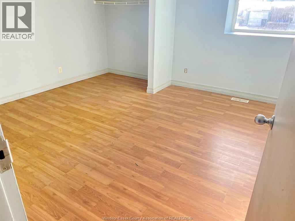 1570 LILLIAN - Image 5